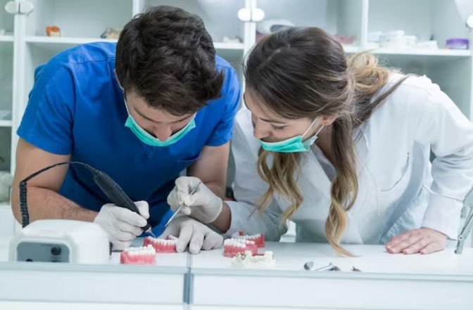 Best Basic Dental Implant Courses in Delhi NCR