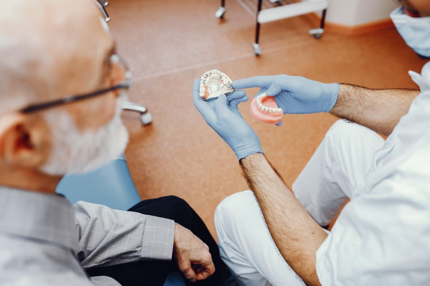 Best Dental Implant Course in Rohini